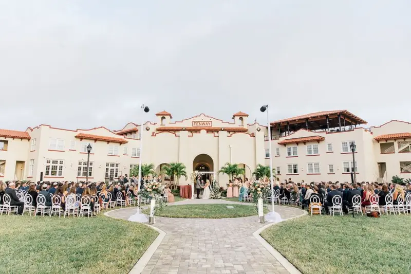Inn / Resort wedding venue style